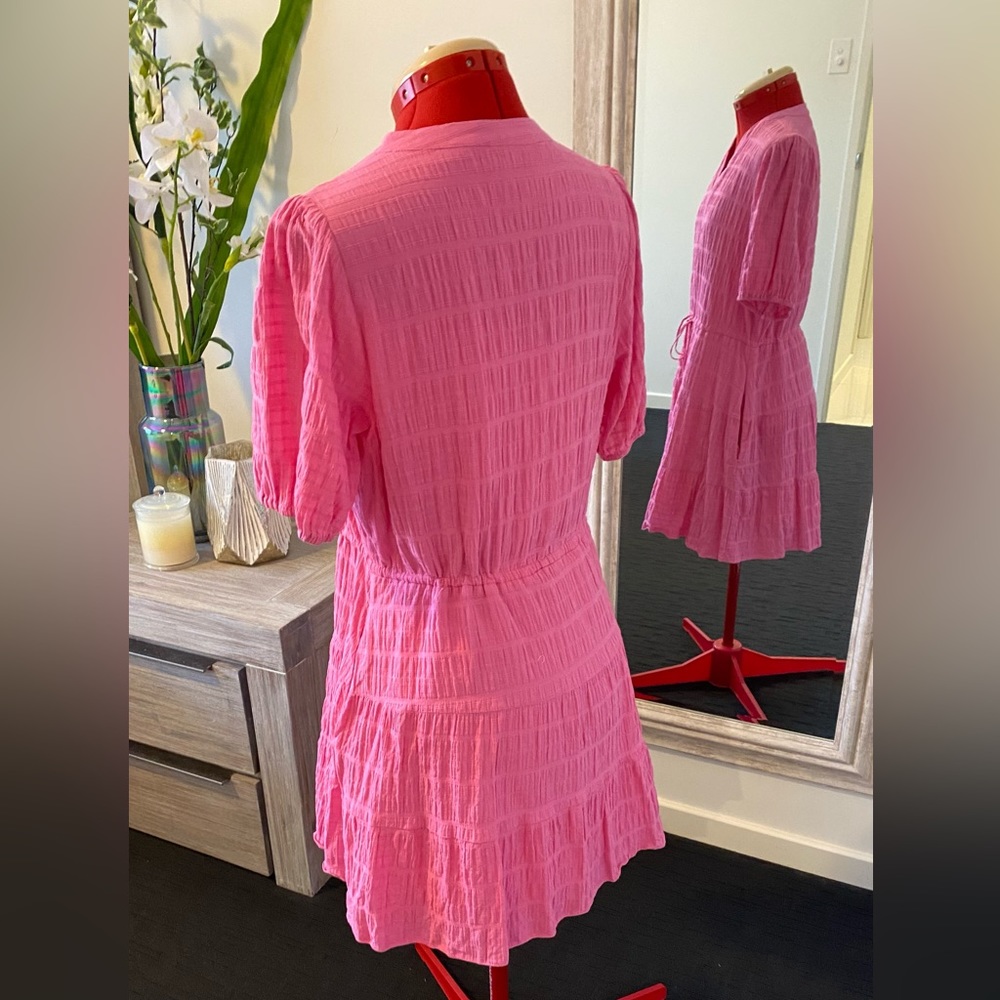 Size 12 - Forever New Posie Textured Smock Shirt Dress in Pink Cosmos - Picture 7 of 13